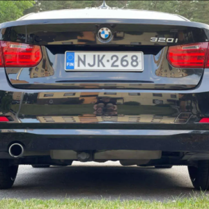 - 320i (2012-2015) N20B20 straight-4